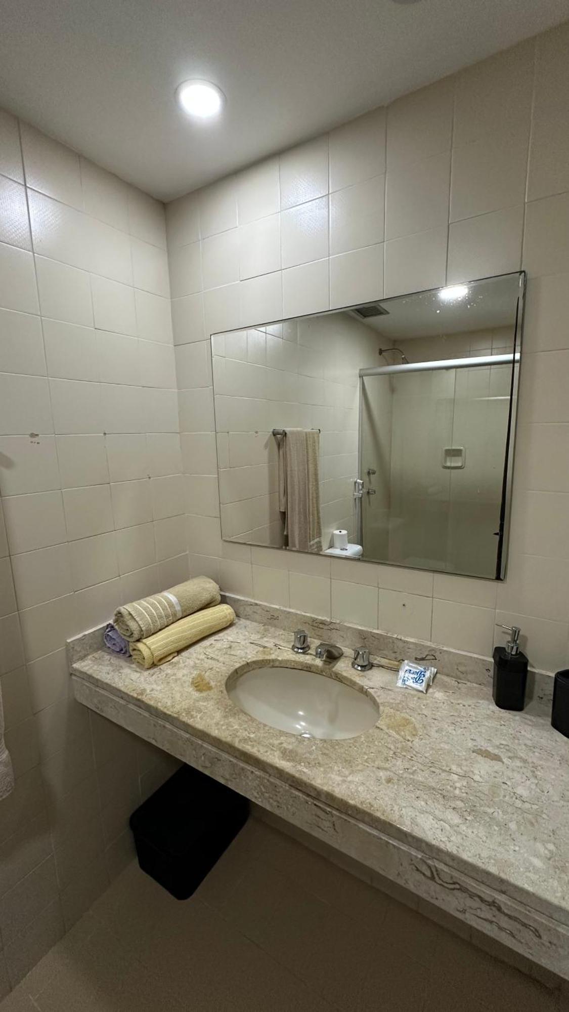 - 2 Quartos - 1223 Apartamento